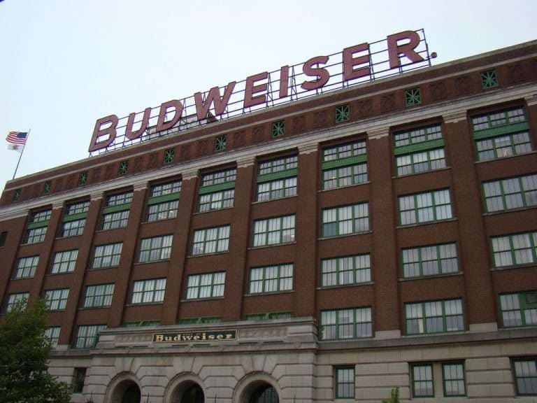 Huge trade takes a swig of Anheuser-Busch
