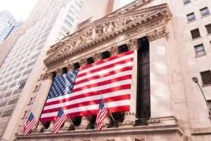 10 People and Institutions Calling for a Recession